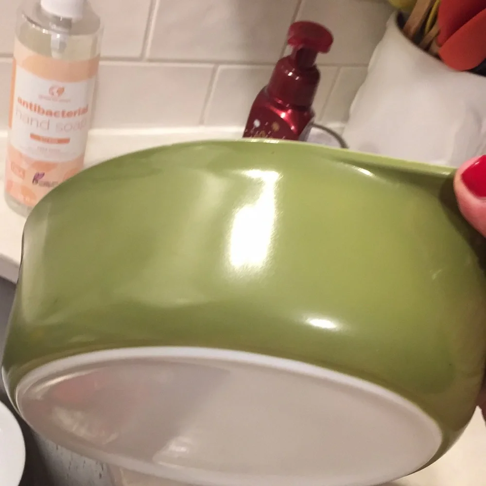Vintage Pyrex Olive Verde Casserole Dish